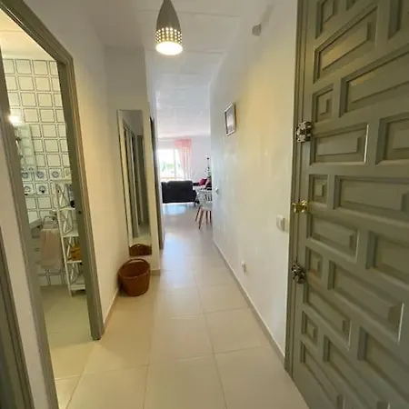 Lindo Apartamento Con Vistas Al Puerto Mistral Empuriabrava Exterior photo