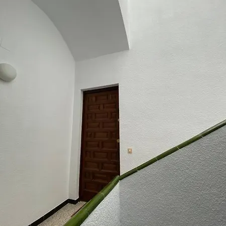 Lindo Apartamento Con Vistas Al Puerto Mistral Empuriabrava Exterior photo