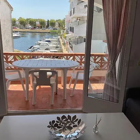 Lindo Apartamento Con Vistas Al Puerto Mistral Empuriabrava Exterior photo